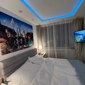 Apartment Lovely Flat Relax Near Center